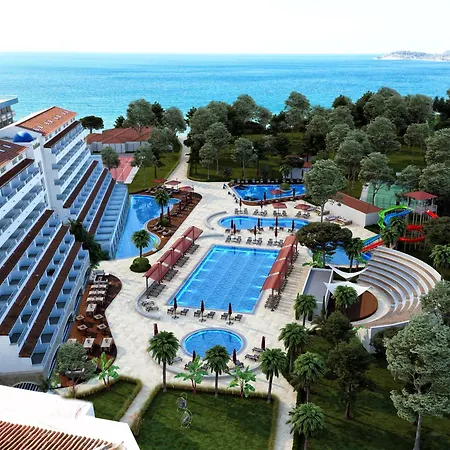Batihan Beach Resort & Spa-3